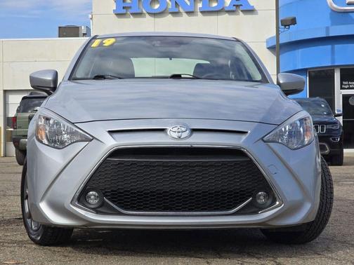 2019 Toyota Yaris Sedan L