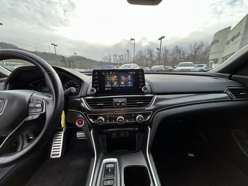 2022 Honda Accord Sport 2.0T