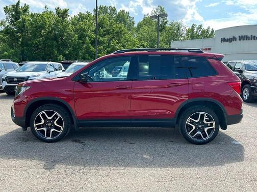 Radiant Red Metallic II 2023 Honda Passport Elite