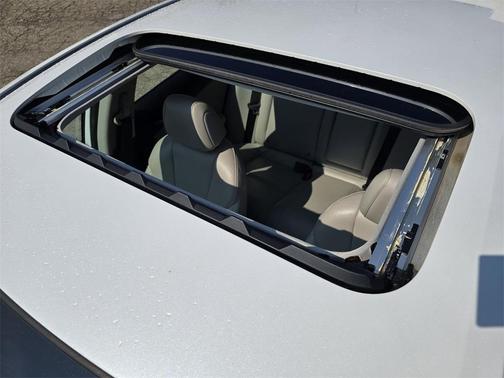 2020 Honda Insight Touring