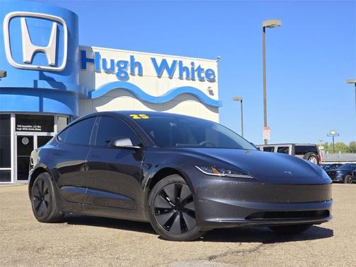 2025 Tesla Model 3 Long Range
