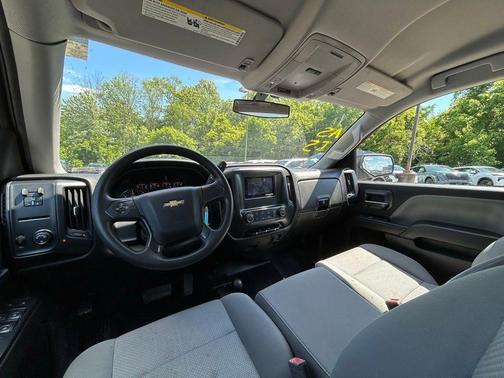 Summit White 2017 Chevrolet Silverado 1500 WT