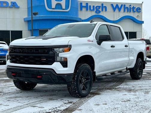 2024 Chevrolet Silverado 1500 Custom Trail Boss