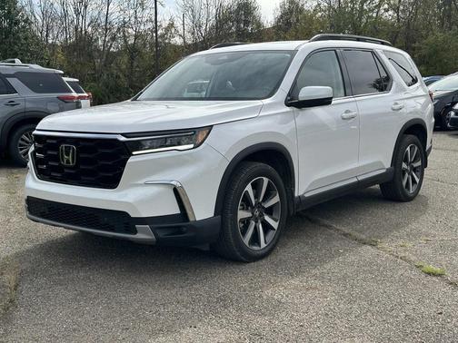 2023 Honda Pilot Touring