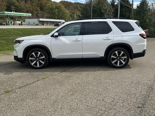 2023 Honda Pilot Touring