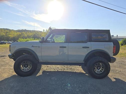 2021 Ford Bronco Black Diamond