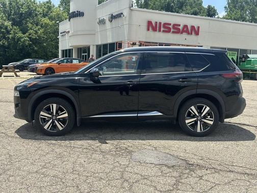 2021 Nissan Rogue SL