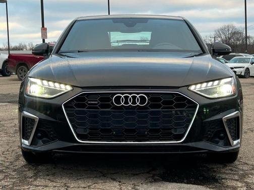 2023 Audi A4 45 S line Premium Plus
