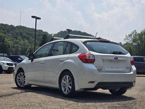 2014 Subaru Impreza 2.0i Premium