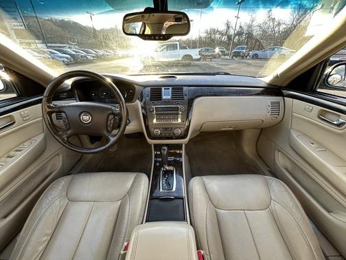 2009 Cadillac DTS w/1SC