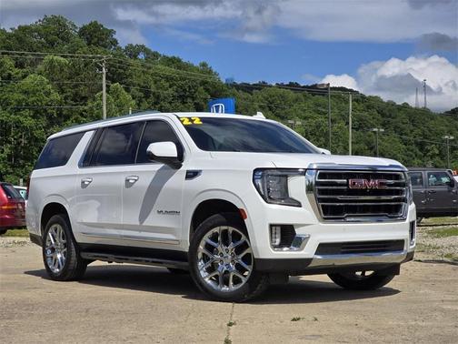 2022 GMC Yukon XL SLT