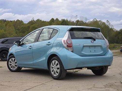 2013 Toyota Prius c One