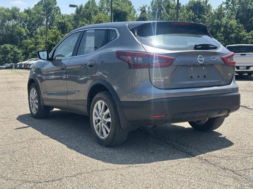 2022 Nissan Rogue Sport S
