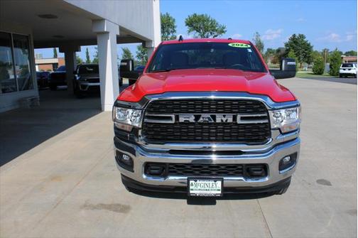 2024 RAM 2500 Big Horn Crew Cab 4x4 64' Box
