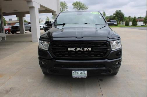2022 RAM 1500 Big Horn Quad Cab 4x4 64' Box