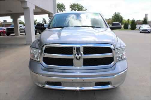 2023 RAM 1500 Classic SLT Crew Cab 4x2 57' Box