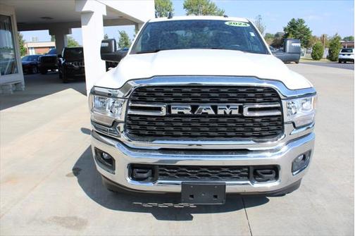 2024 RAM 2500 Big Horn Crew Cab 4x4 64' Box