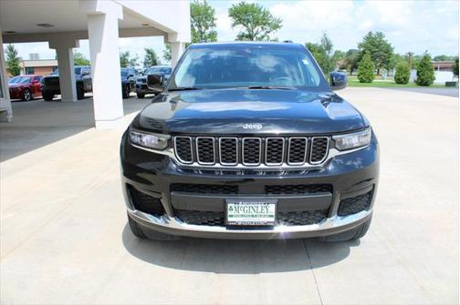 2023 Jeep Grand Cherokee L Laredo 4x4