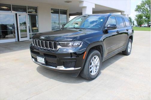 2023 Jeep Grand Cherokee L Laredo 4x4