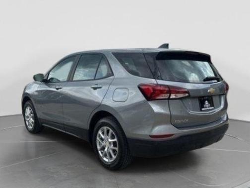 Sterling Gray Metallic 2023 Chevrolet Equinox LS