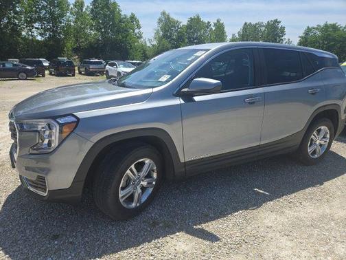 Sterling Metallic 2024 GMC Terrain SLE