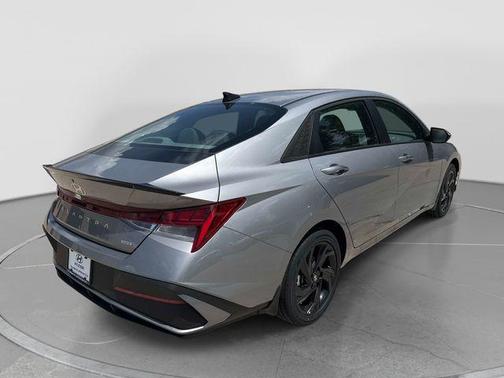 Fluid Metal 2026 Hyundai ELANTRA HEV SEL Sport
