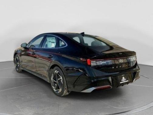 Abyss Black 2026 Hyundai SONATA SEL