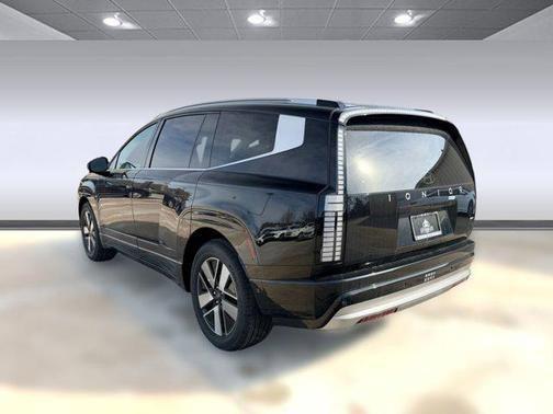 Abyss Black 2026 Hyundai IONIQ 9 SEL