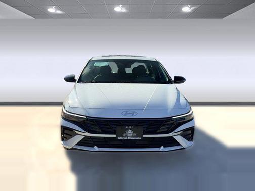 2026 Hyundai ELANTRA Sport