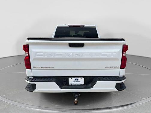 Summit White 2023 Chevrolet Silverado 1500 Custom