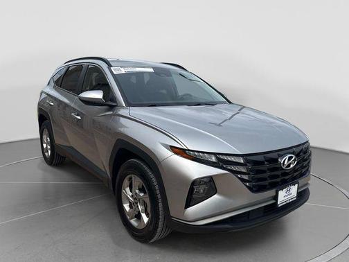 Shimmering Silver 2024 Hyundai TUCSON SEL