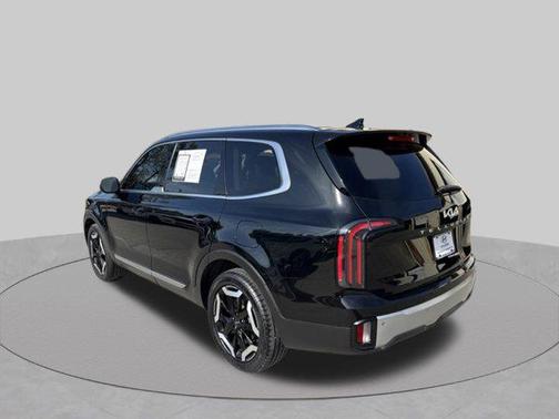 Ebony Black 2024 Kia Telluride EX