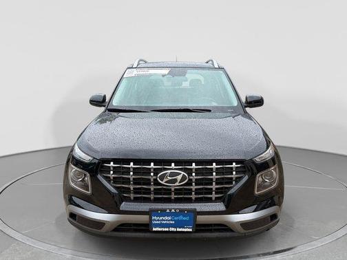 Onyx Black 2023 Hyundai VENUE SEL