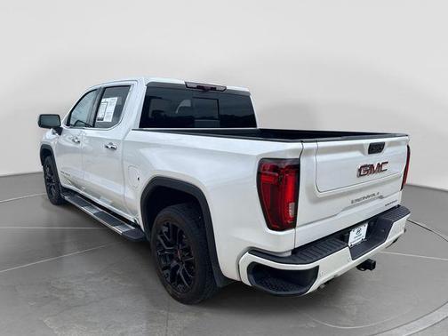 White Frost Tricoat 2023 GMC Sierra 1500 Denali