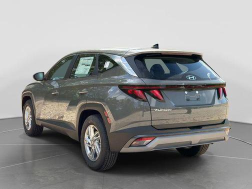Hampton Gray 2026 Hyundai TUCSON SE