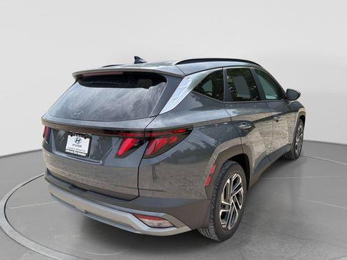 Ecotronic Gray 2026 Hyundai TUCSON SEL Plus