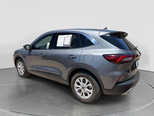Carbonized Gray Metallic 2024 Ford Escape Active