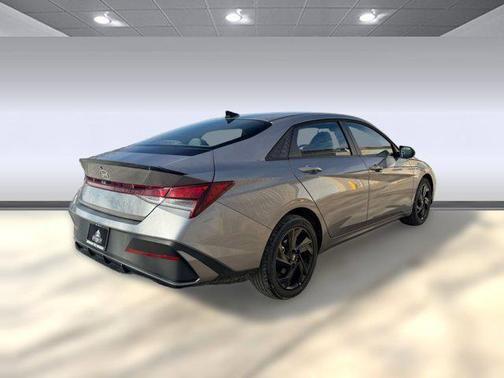 2026 Hyundai ELANTRA Sport