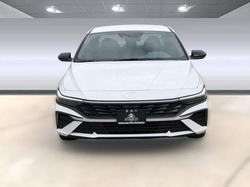 2025 Hyundai ELANTRA Sport