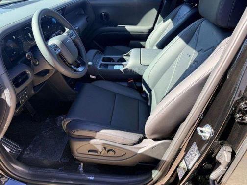 Abyss Black Pearl 2026 Hyundai PALISADE XRT Pro