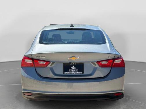 Sterling Gray Metallic 2023 Chevrolet Malibu FWD 1LT