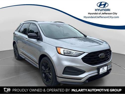 Iconic Silver Metallic 2024 Ford Edge SE
