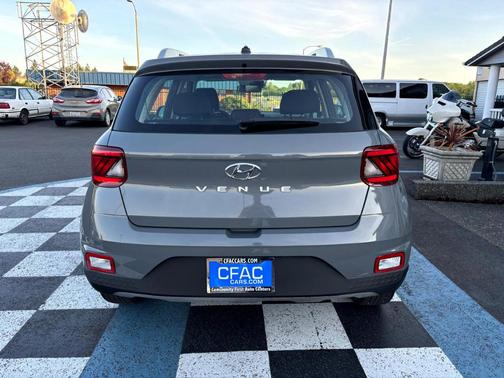 2023 Hyundai VENUE SEL
