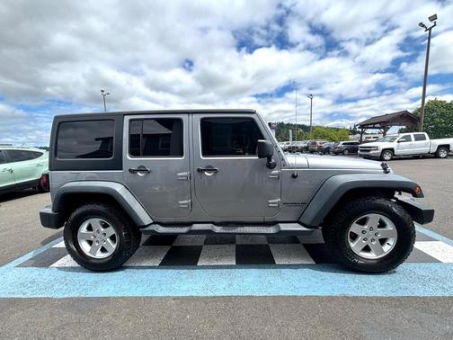 2013 Jeep Wrangler Unlimited Sport