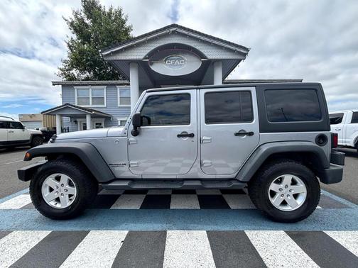 2013 Jeep Wrangler Unlimited Sport