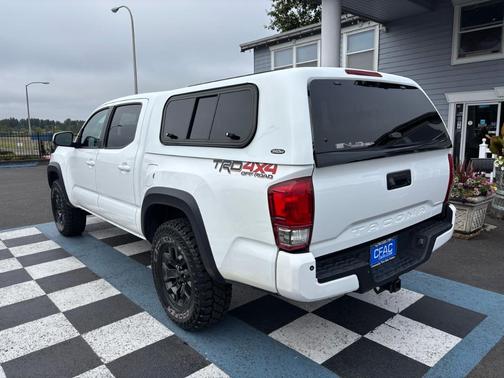 2017 Toyota Tacoma SR5