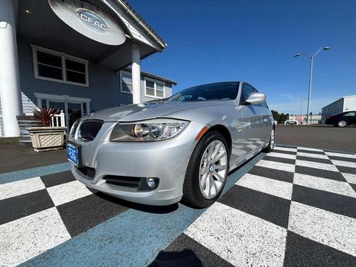 2011 BMW 328 i