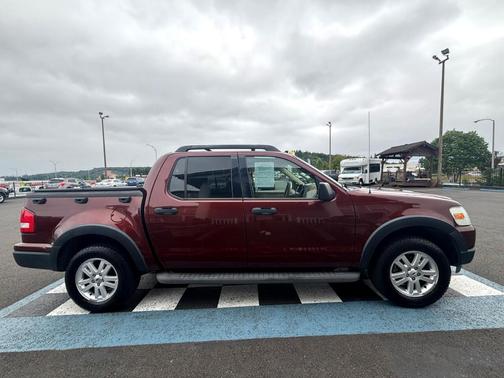 2010 Ford Explorer Sport Trac XLT