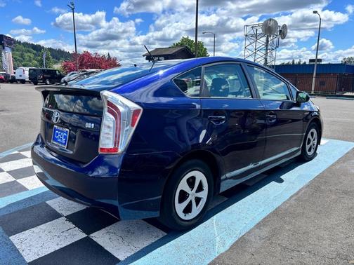 Blue 2014 Toyota Prius Two
