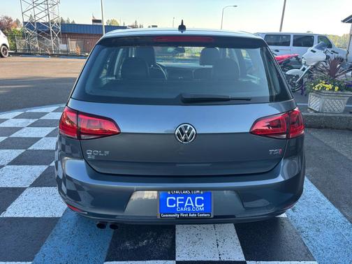 2017 Volkswagen Golf TSI SE 4-Door
